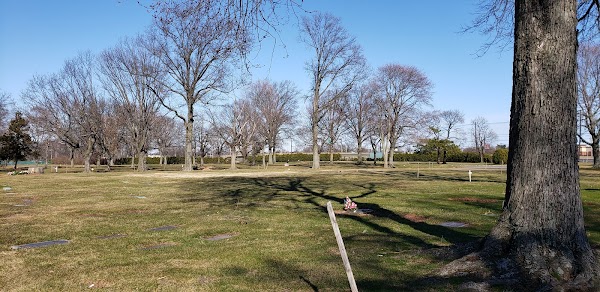 Clover Leaf Memorial Park grounds