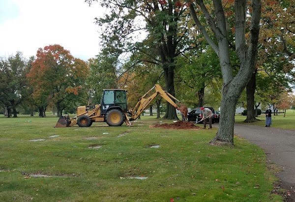 Clover Leaf Memorial Park grounds