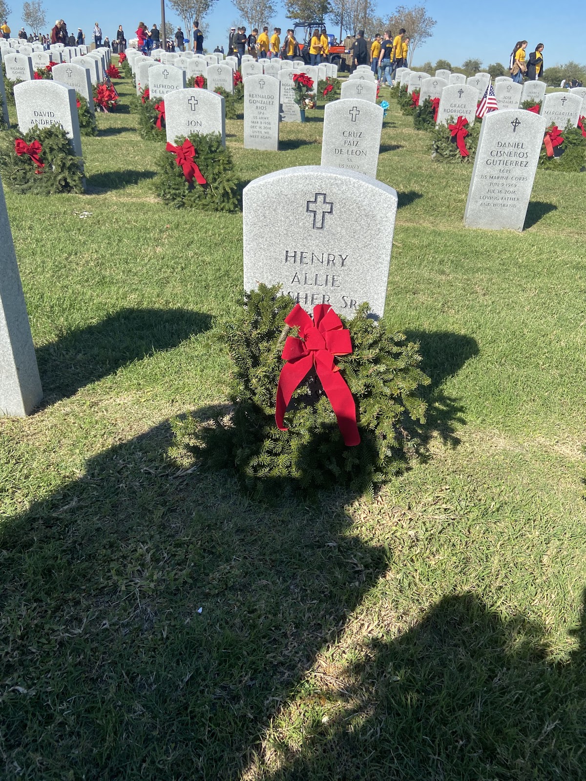 Coastal Bend State Veterans Cemetery cemetery grounds and headstones