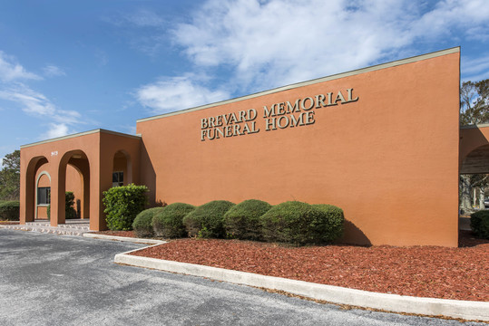 Cocoa Memorial Park and Cremation Gardens cemetery grounds and headstones