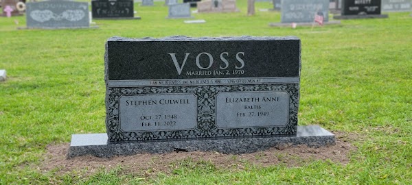 College Station City Cemetery grounds