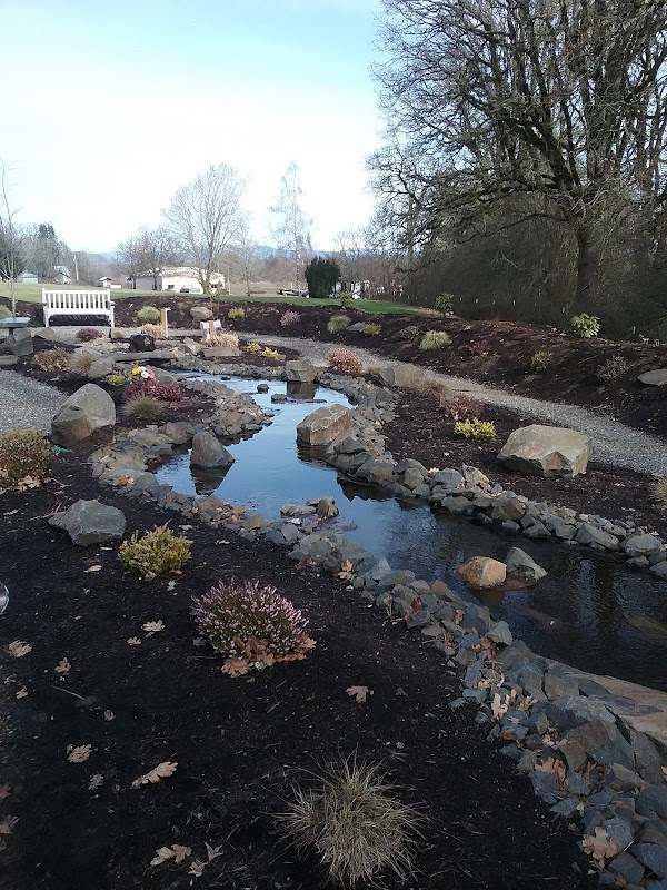 Columbia Memorial Gardens grounds