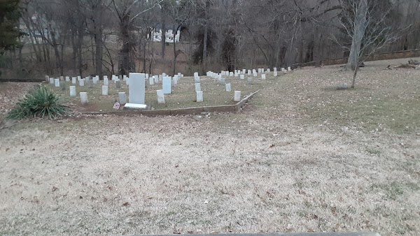 Confederate Cemetery - Fayetteville, AR grounds