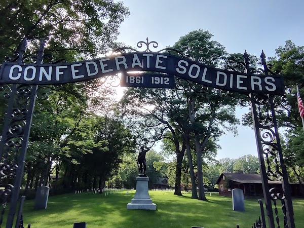 Confederate Stockade Cemetery grounds