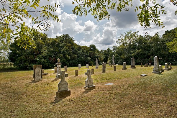 Conway Cemetery Historic State Park grounds