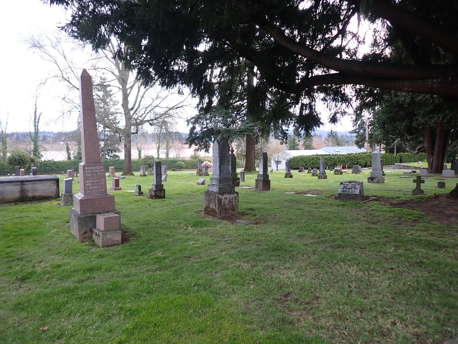 Crescent Grove Cemetery & Mausoleum cemetery grounds and headstones