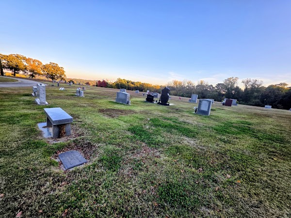 Crest Lawn Memorial Park grounds
