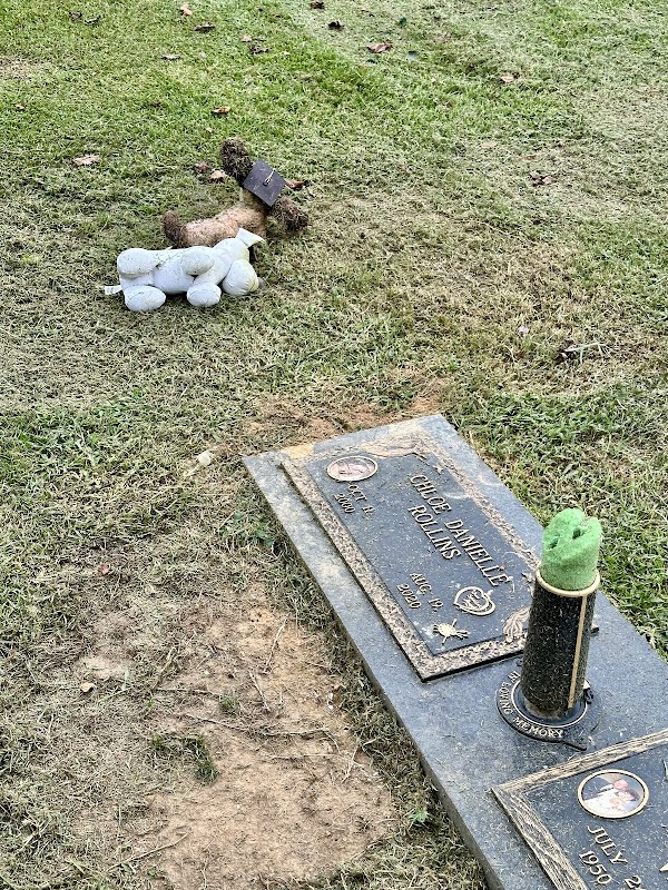 Crestview Memorial Gardens grounds