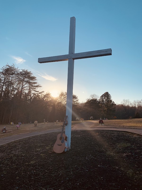Crestview Memorial Park grounds