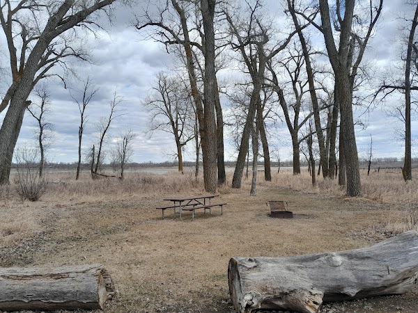 Cross Ranch State Park grounds