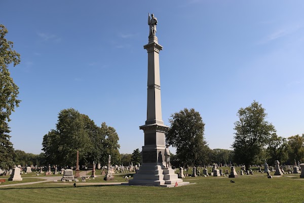 Crown Point Cemetery grounds
