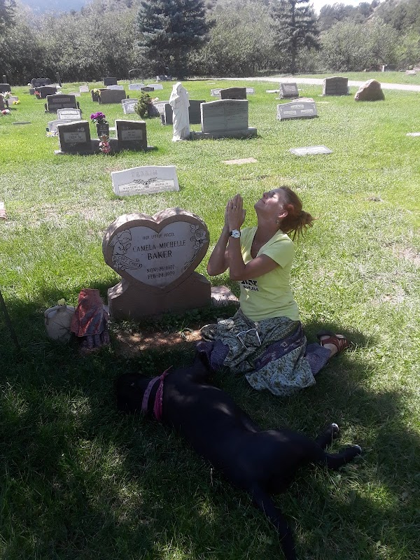 Crystal Valley Cemetery grounds