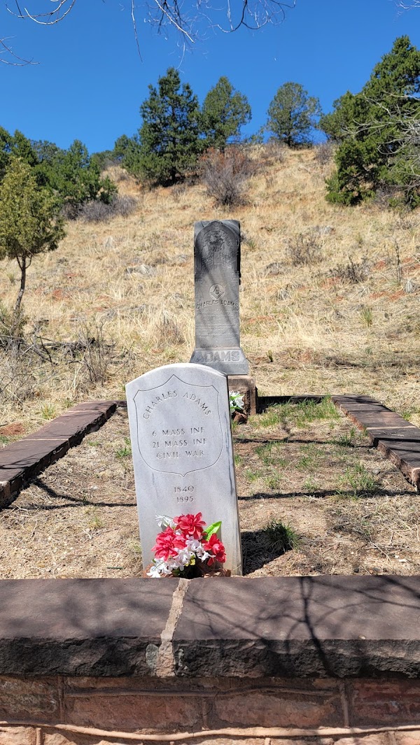Crystal Valley Cemetery grounds