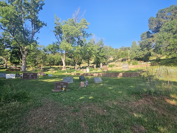 Crystal Valley Cemetery grounds