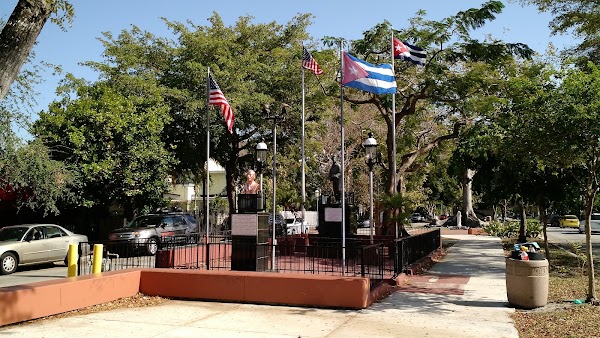 Cuban Memorial Boulevard Park grounds