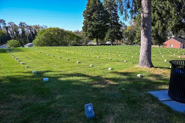 Culpeper National Cemetery grounds