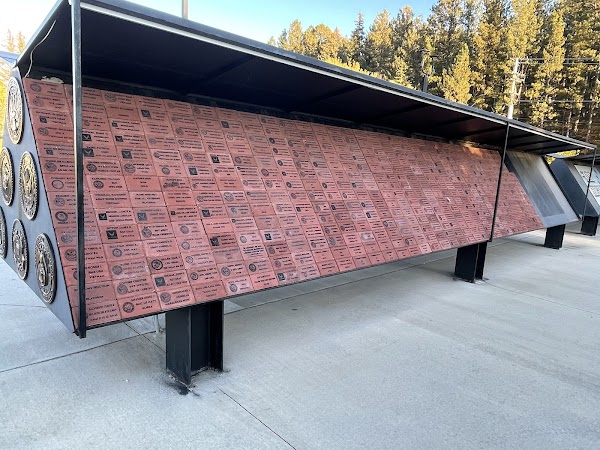 Custer Veterans Memorial Park grounds
