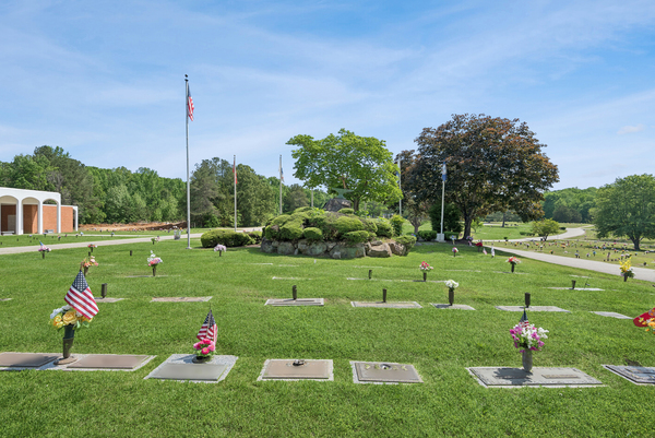 Dale Memorial Park grounds