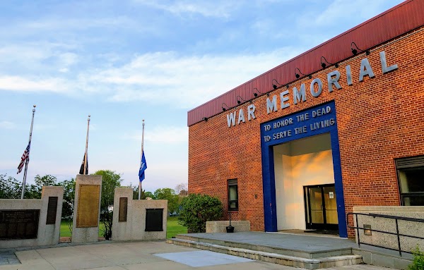 Danbury War Memorial grounds