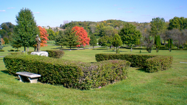 Davenport Memorial Park grounds