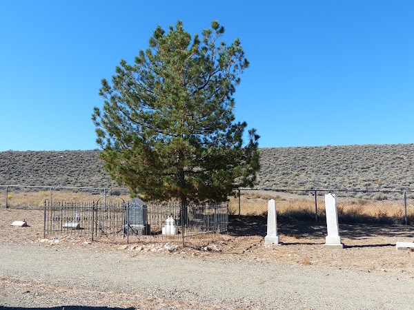 Dayton Cemetery grounds