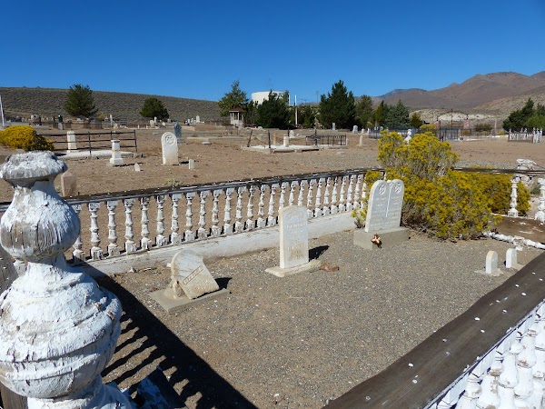 Dayton Cemetery grounds