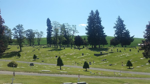 Dayton City Cemetery grounds