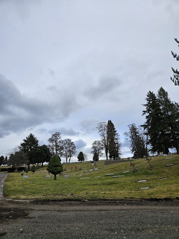 Dayton City Cemetery grounds