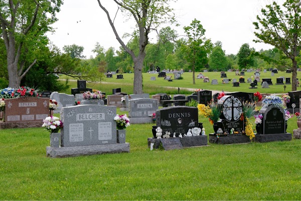 Dayton Memorial Park Cemetery and Mausoleum grounds
