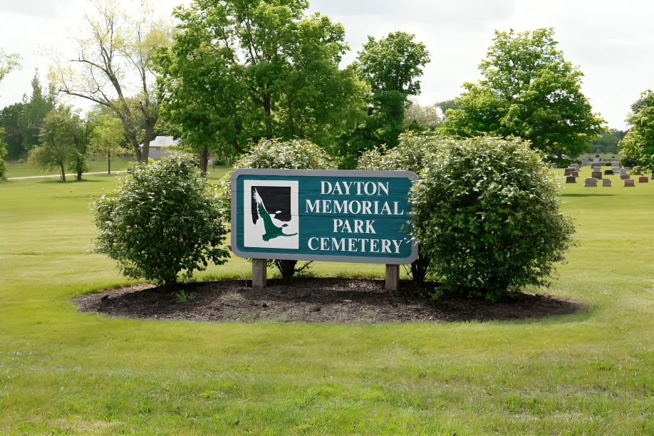 Dayton Memorial Park Cemetery and Mausoleum cemetery grounds and headstones