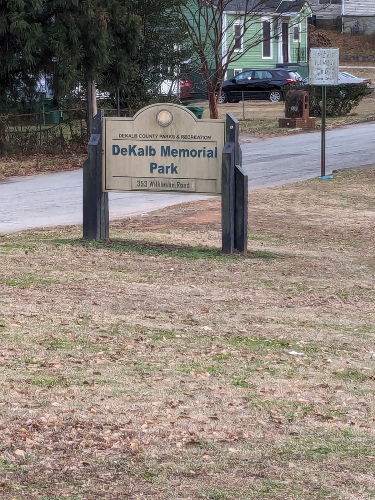 DeKalb Memorial Park cemetery grounds and headstones