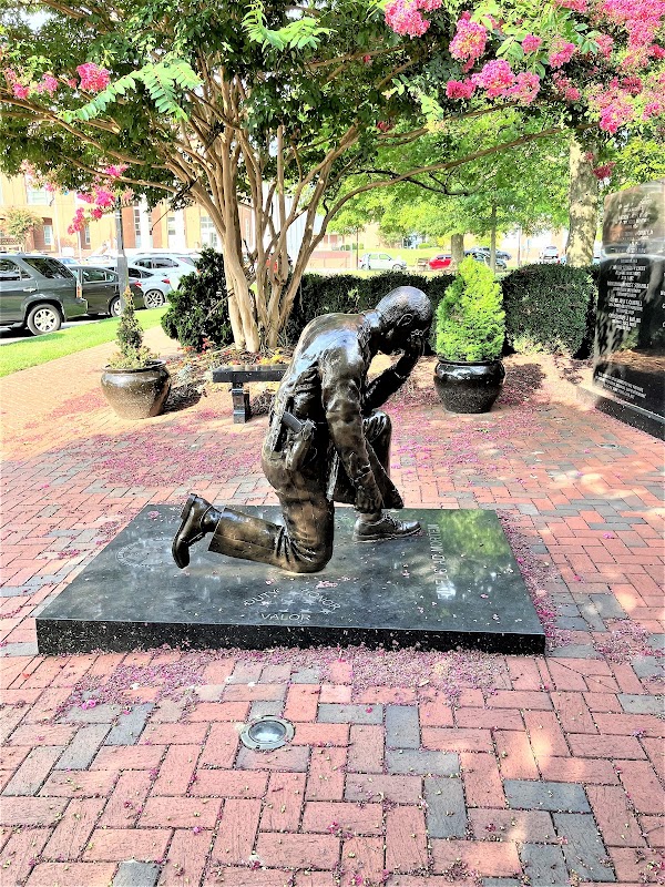 Delaware Law Enforcement Memorial grounds