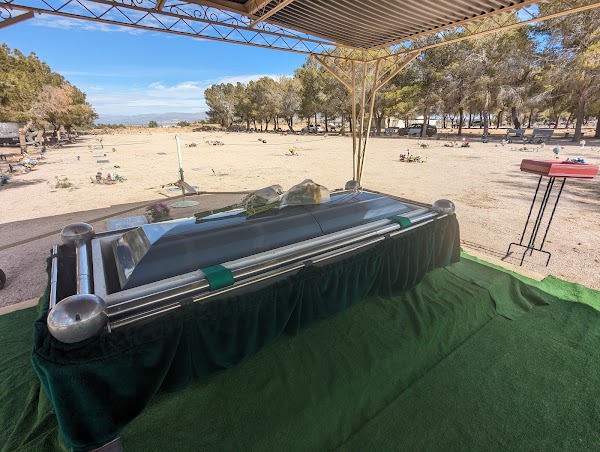 Desert Memorial Park grounds