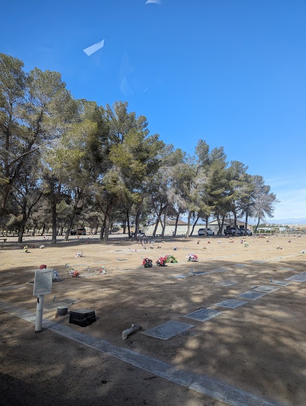Desert Memorial Park grounds