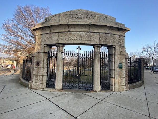 Dorchester North Burying Ground grounds