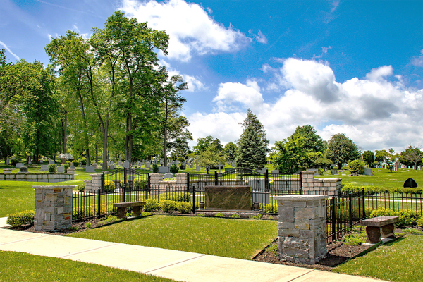 Druid Ridge Cemetery grounds