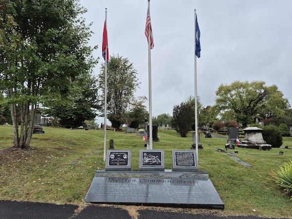 East Hill Cemetery grounds