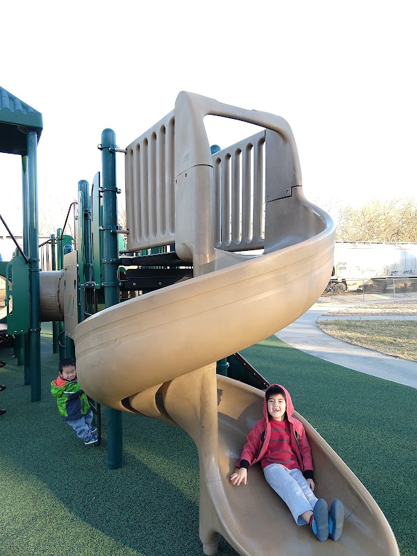 Eastside Memorial Park grounds