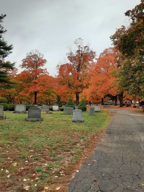Edgewood Cemetery grounds