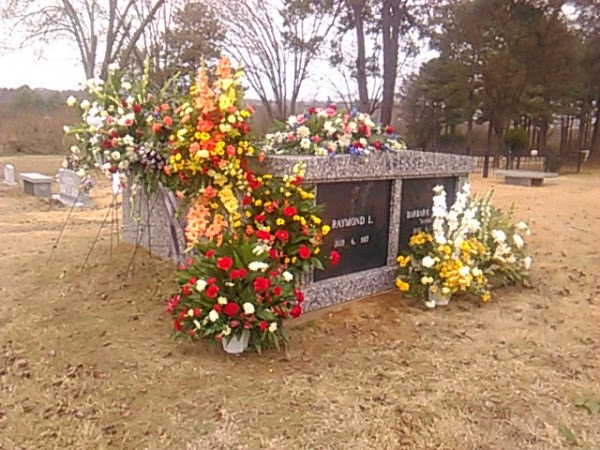 Edgewood Memorial Park grounds