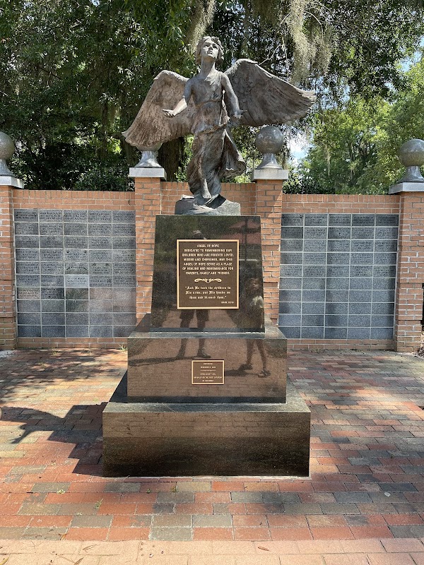 Edisto Memorial Gardens grounds