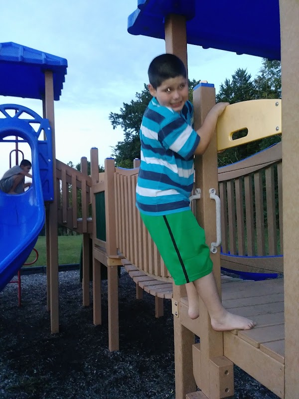 Edmonton Memorial Park grounds