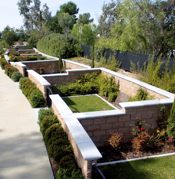 El Camino Memorial - Sorrento Valley & Memorial Park grounds