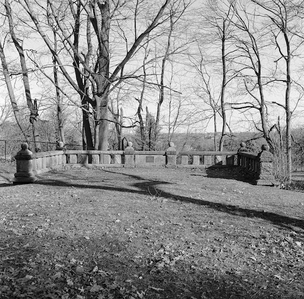 Eliot Memorial Park grounds