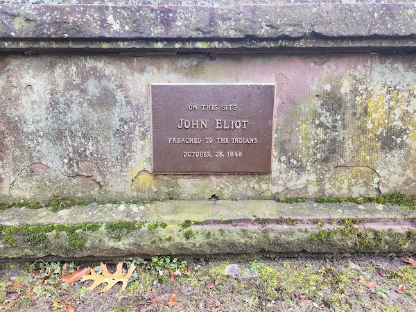 Eliot Memorial Park grounds