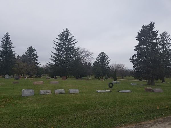 Elm Lawn Memorial Park grounds