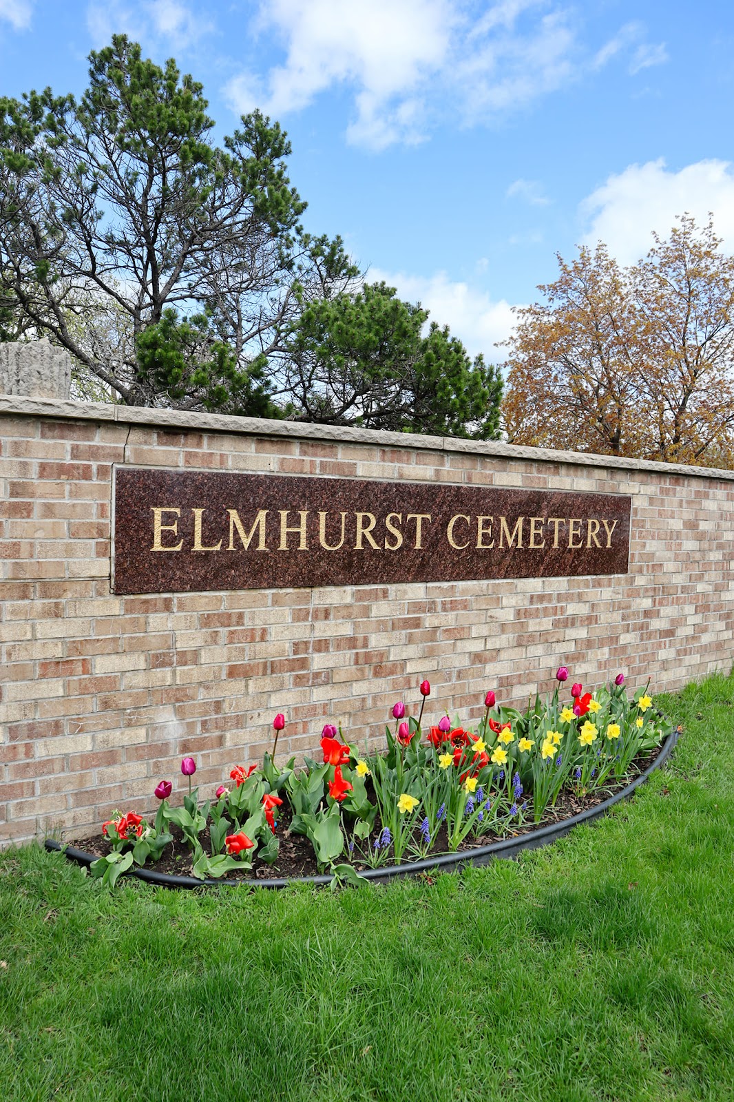 Elmhurst Cemetery