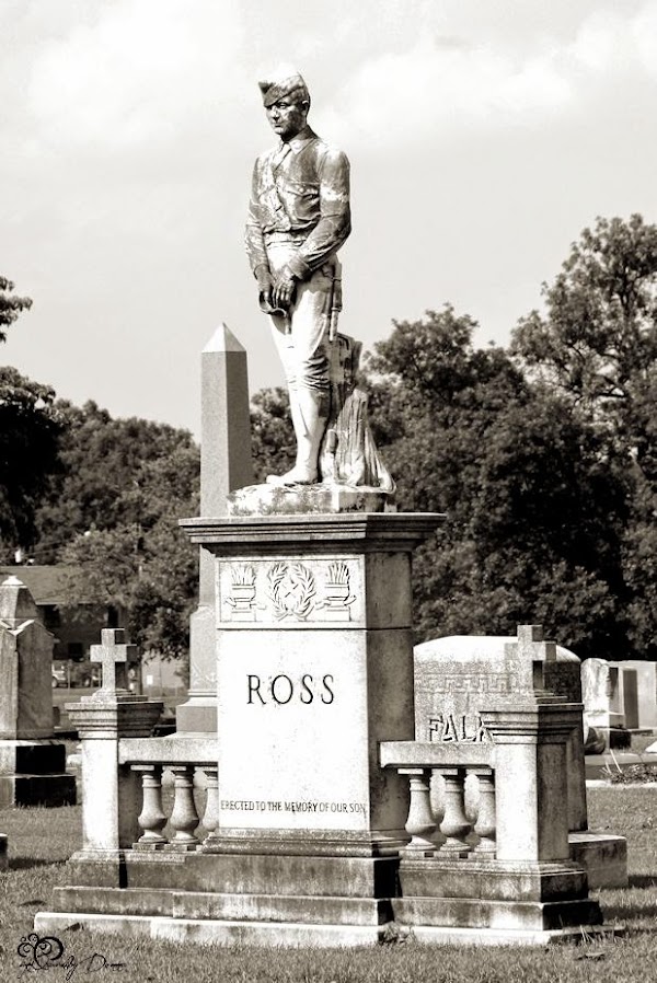 Elmwood Cemetery & Mausoleum grounds