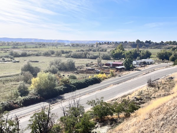 Emmett Cemetery grounds