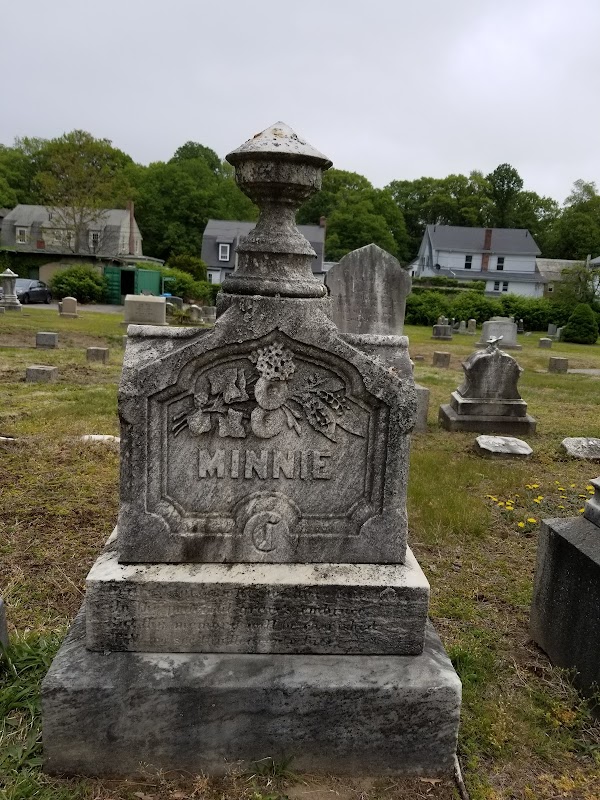 Evergreen Cemetery grounds